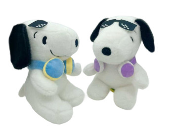 Мягкая игрушка с наушниками Snoopy T770, 22 см, декоративный аксессуар, 2 вида (цена за 1шт)