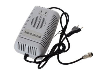 Зарядний пристрій до квадроцикла. CHARGER-1000Q
