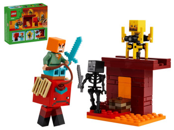 Конструктор LEGO Minecraft Битва з лавою в Незері, 99 деталей