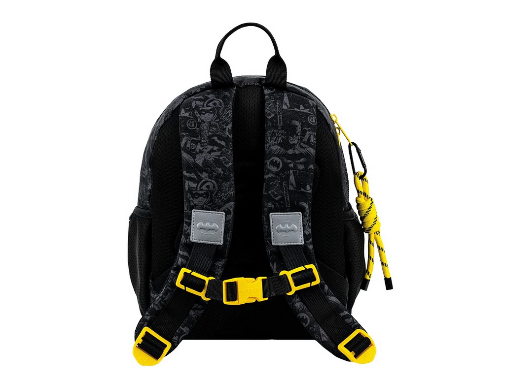 Детский рюкзак с бейджами Kite Kids DC Comics DC26-2735XS