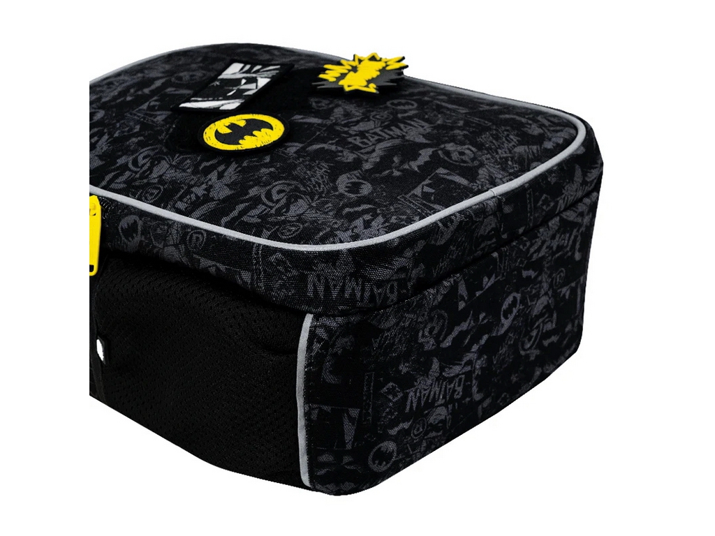 Детский рюкзак с бейджами Kite Kids DC Comics DC26-2735XS