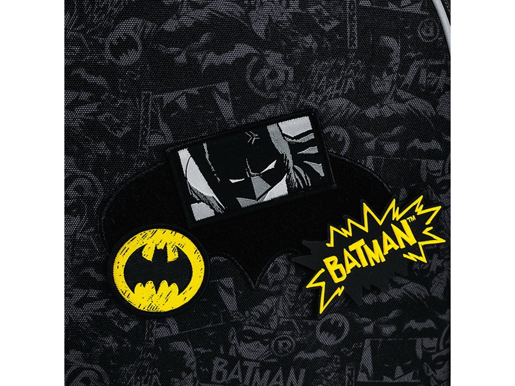 Детский рюкзак с бейджами Kite Kids DC Comics DC26-2735XS