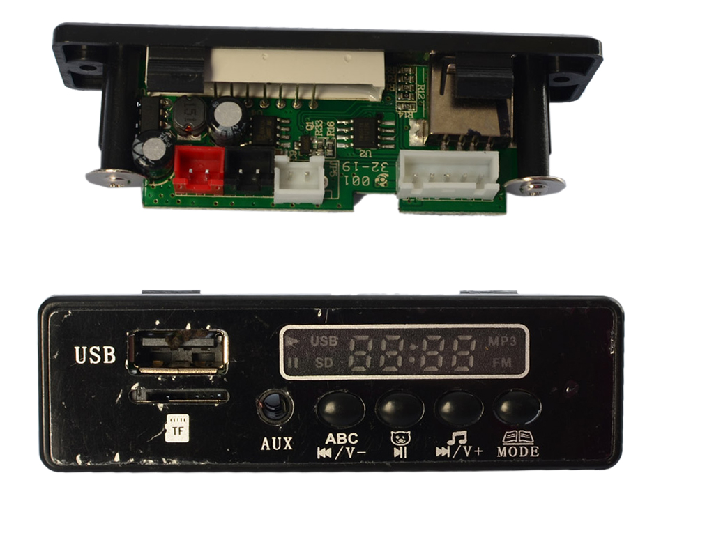 Плеєр до машини M 4140. M 4140-Bluetooth