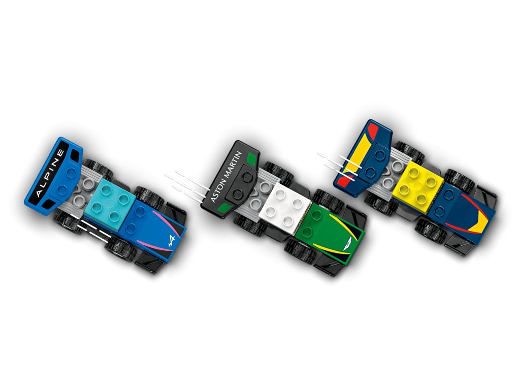 Конструктор LEGO DUPLO Town Автомобили для гонки и пилоты команды Формулы-1, 70 деталей