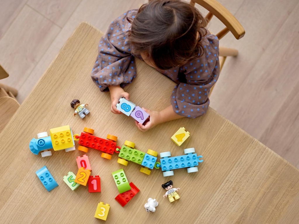Конструктор LEGO DUPLO Поезд с цифрами Учимся считать, 23 детали