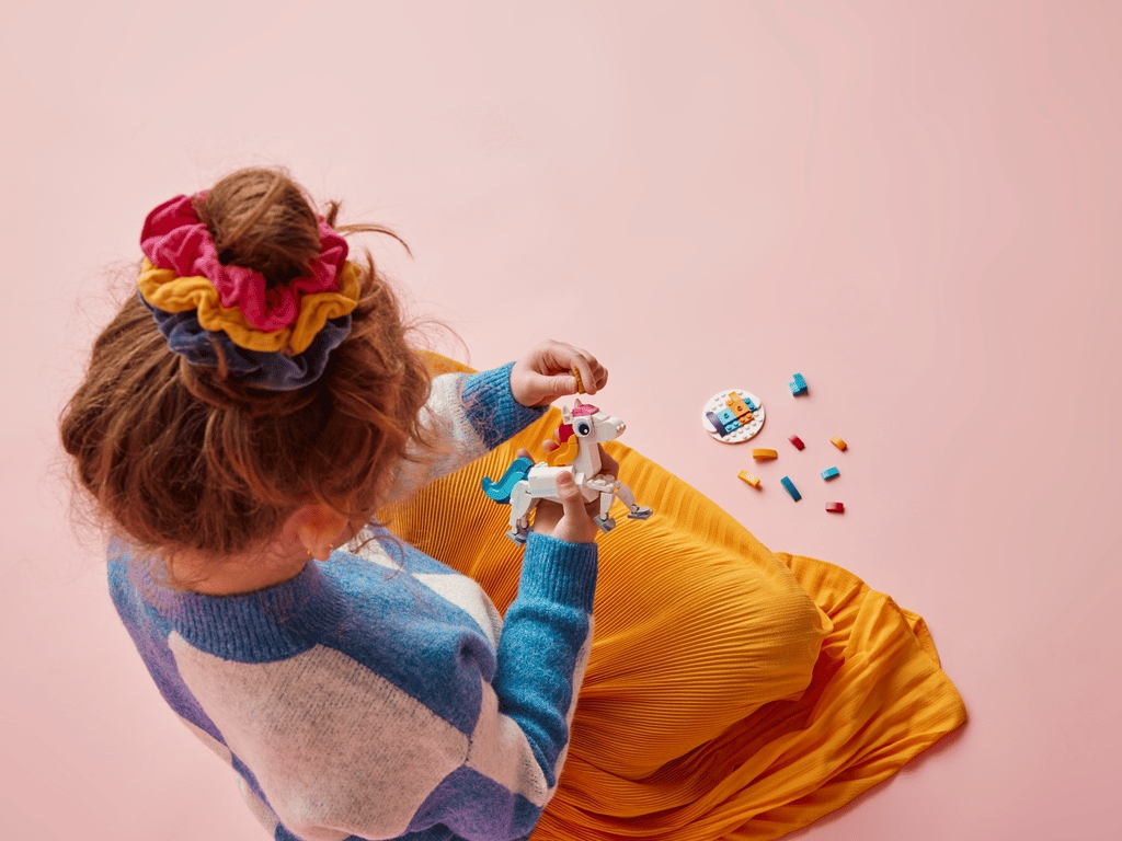 Конструктор LEGO Creator 3 в 1 Магический единорог, 145 деталей
