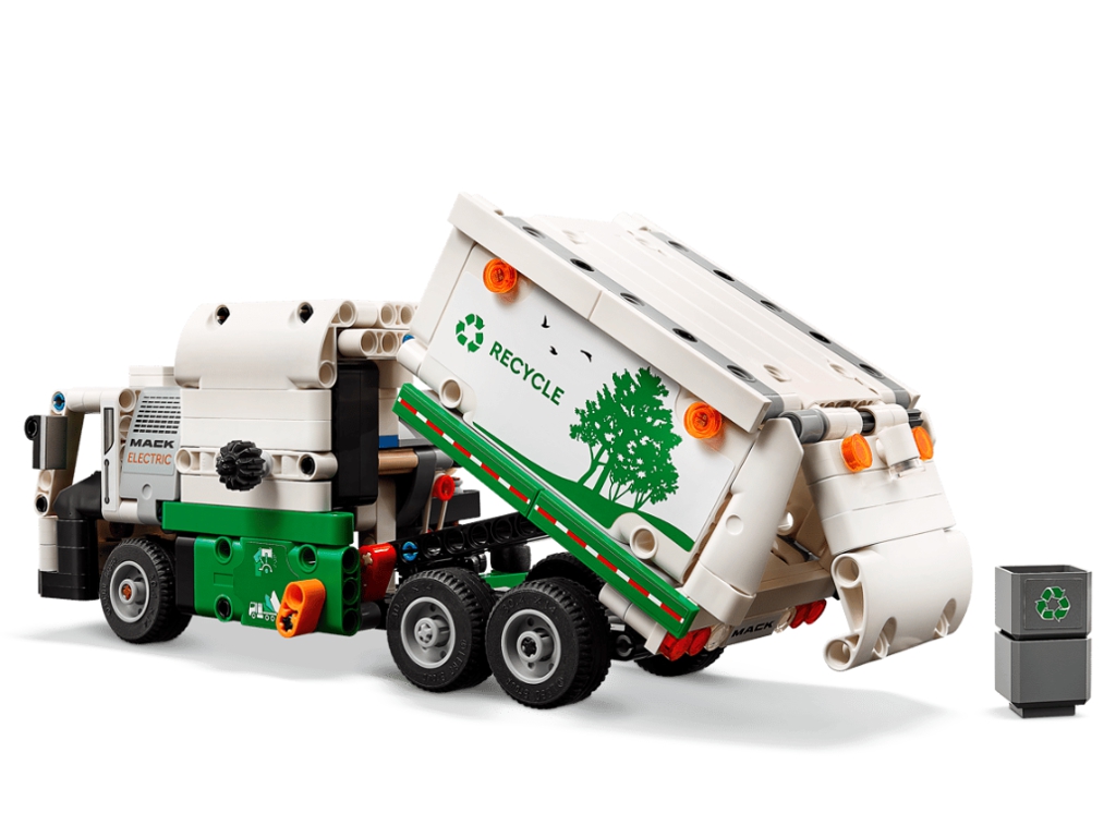 Конструктор LEGO Technic Сміттєвоз Mack LR Electric, 503 деталі