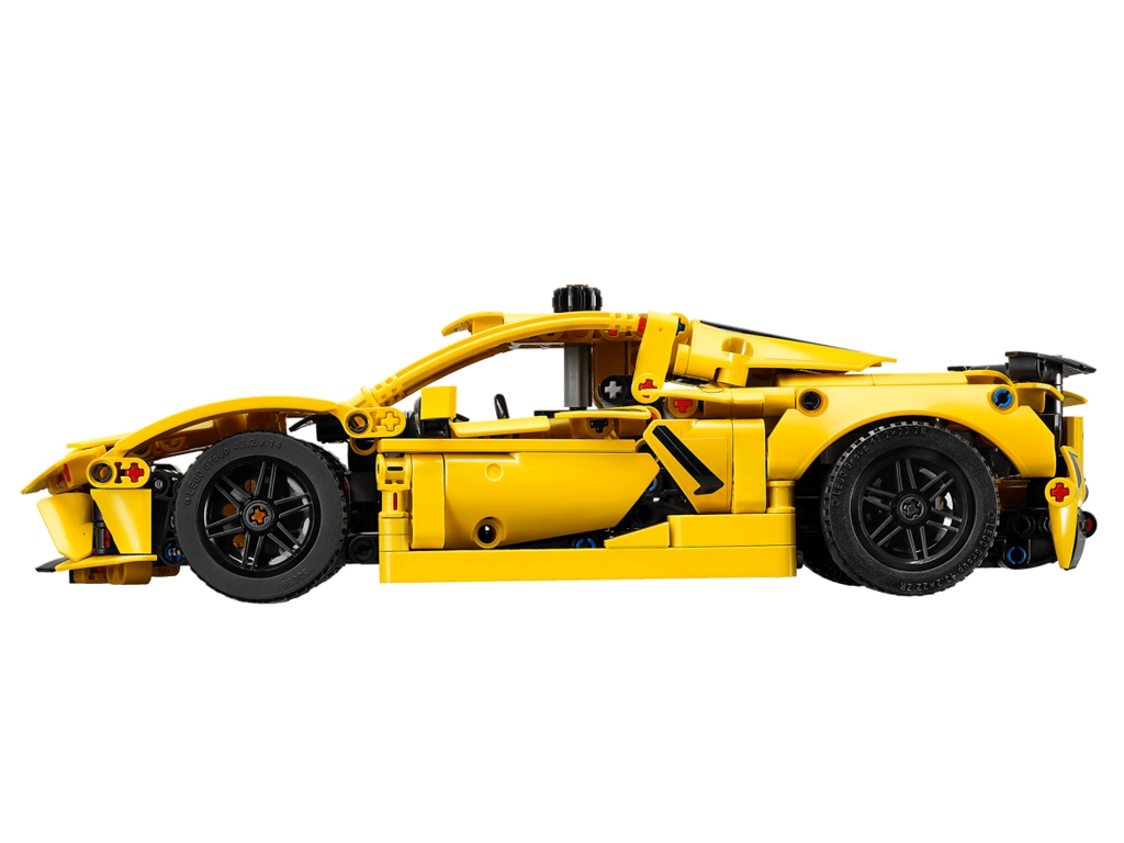 Конструктор LEGO Technic Chevrolet Corvette Stingray, 732 деталі