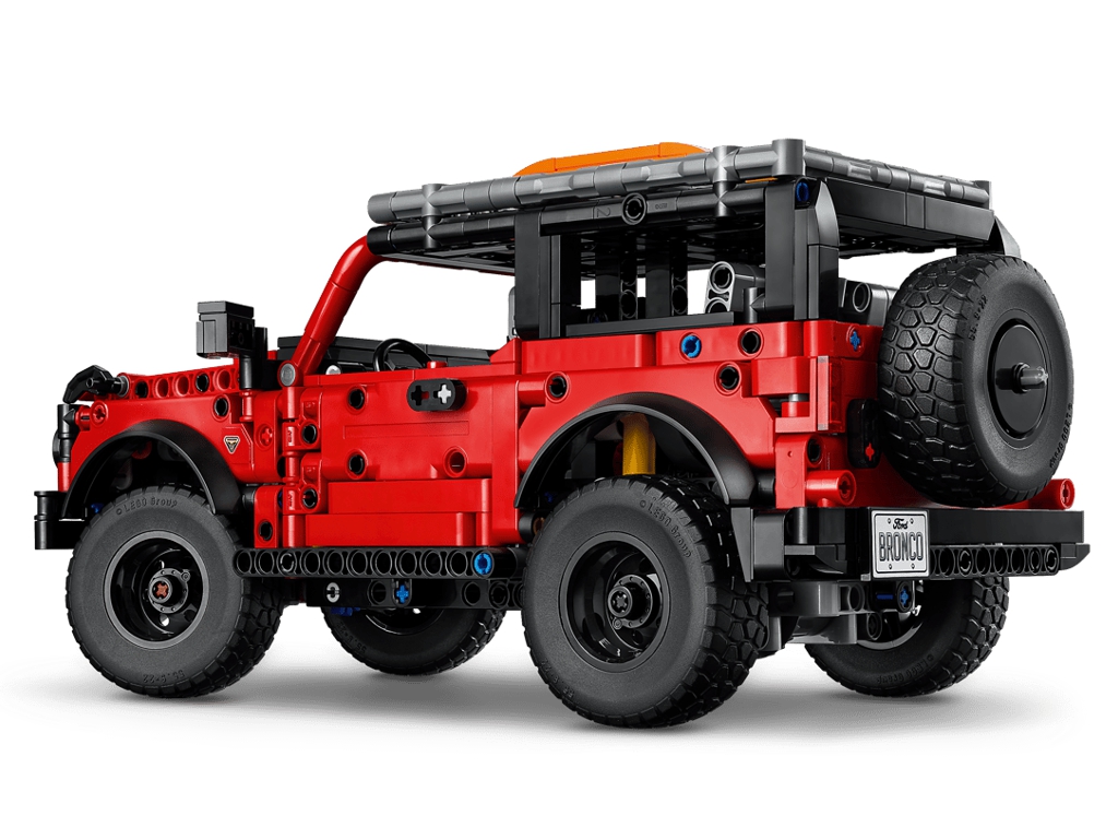 Конструктор LEGO Technic Позашляховик Ford Bronco, 943 деталі