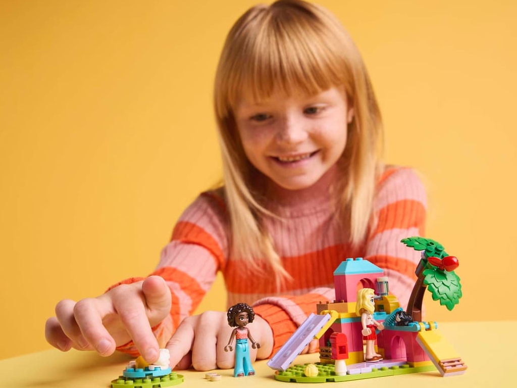 Конструктор LEGO Friends Игровая площадка для щенков, 66 деталей