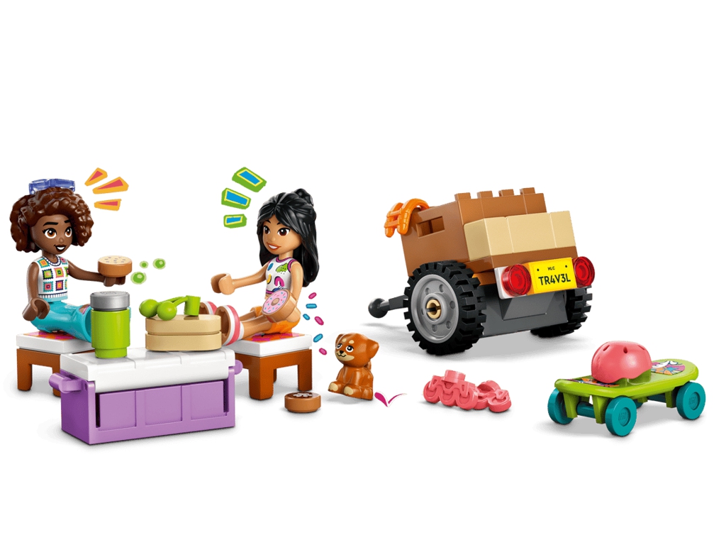 Конструктор LEGO Friends Автомобиль для путешествий с друзьями, 220 деталей