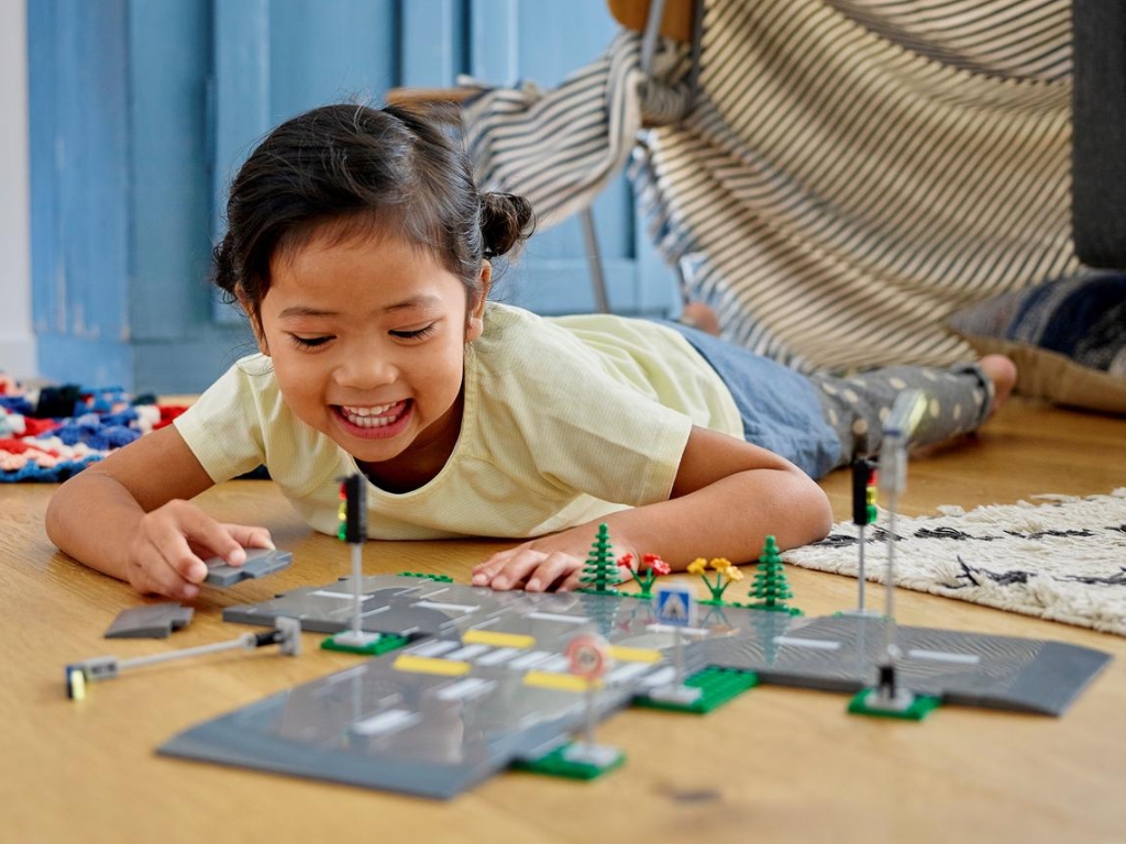 Конструктор LEGO City Дорожные пластины, 112 деталей