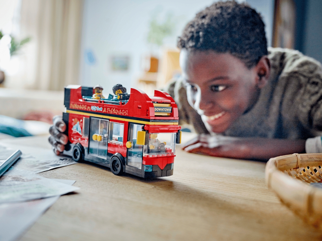 Конструктор LEGO City Красный двухэтажный экскурсионный автобус, 384 детали
