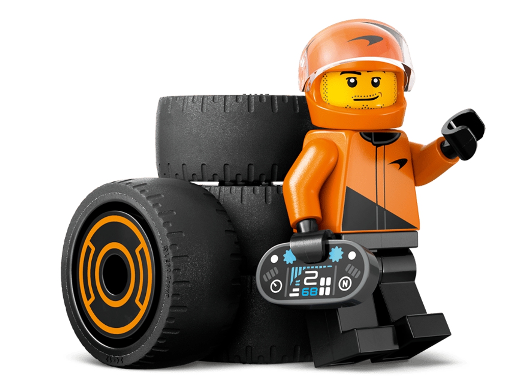 Конструктор LEGO City Пилот F1 с автомобилем для гонки McLaren, 86 деталей