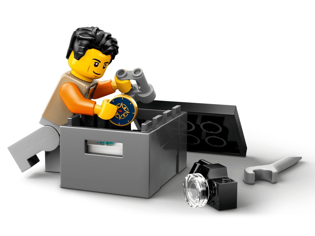 Конструктор LEGO City Позашляхова гірська вантажівка 4×4, 221 деталь