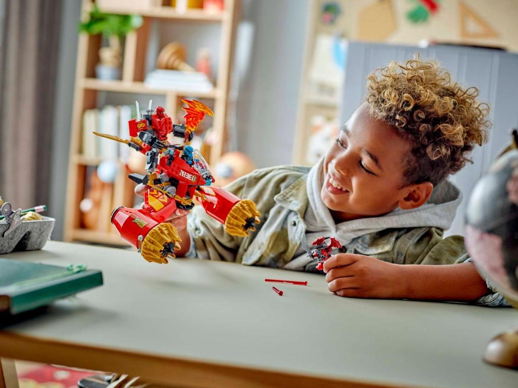 Конструктор LEGO Ninjago Штормовой робот-всадник Кая, 333 деталей