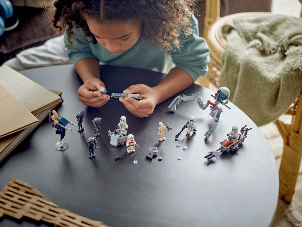 Конструктор LEGO Star Wars Клони-піхотинці й бойовий дроїд. Бойовий набір, 215 деталей