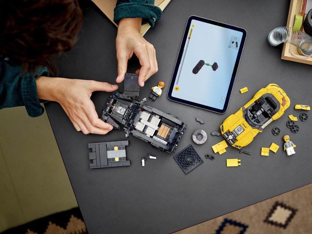 Конструктор LEGO Speed Champions Mercedes-AMG G 63 і Mercedes-AMG SL 63, 808 деталей