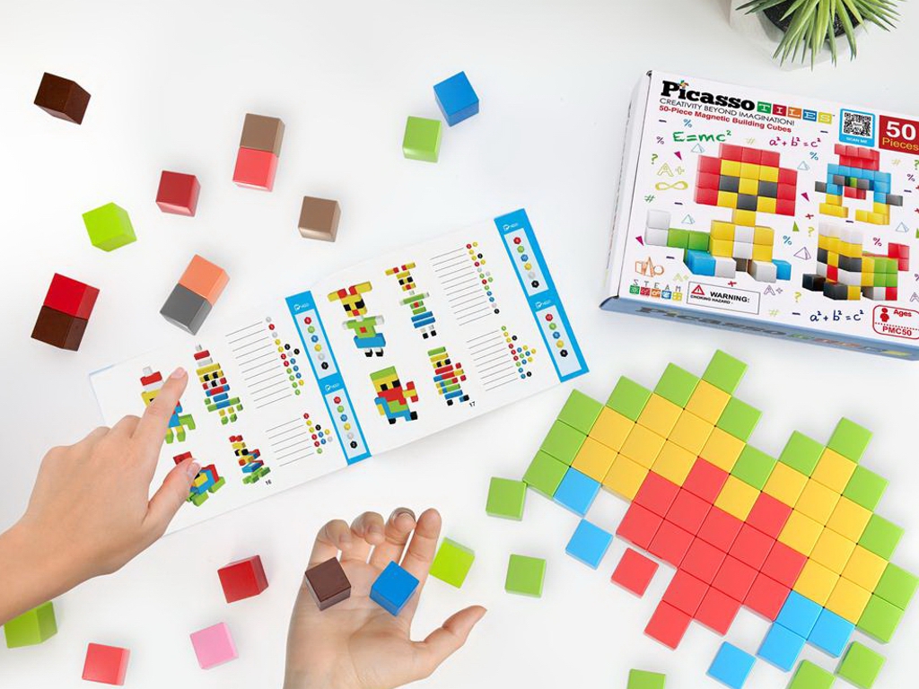 Магнитный конструктор PicassoTiles Pixel Building Cubes, 50 деталей