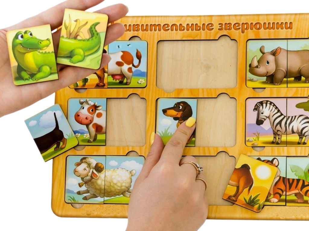Деревянный пазл-сортер Удивительные зверьки 32х22,5 см, Ubumblebees