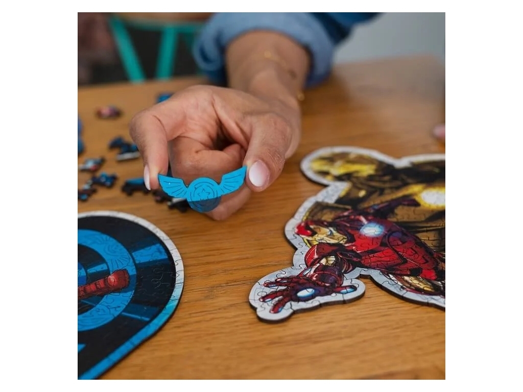 Деревянный пазл Trefl Wood Craft Marvel Танос на троне, 160 элементов